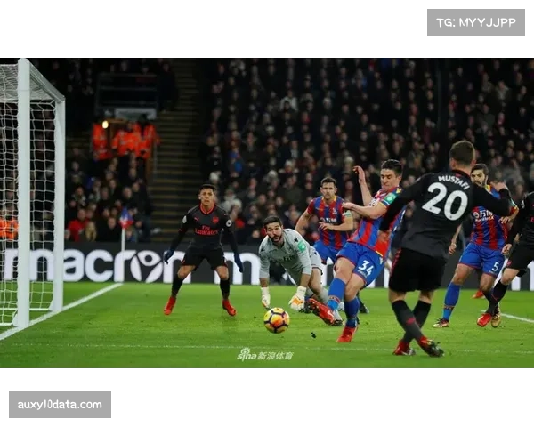 英超焦点战半场：热刺0-1曼联，B费远射破门，主队两粒进球被VAR判定无效